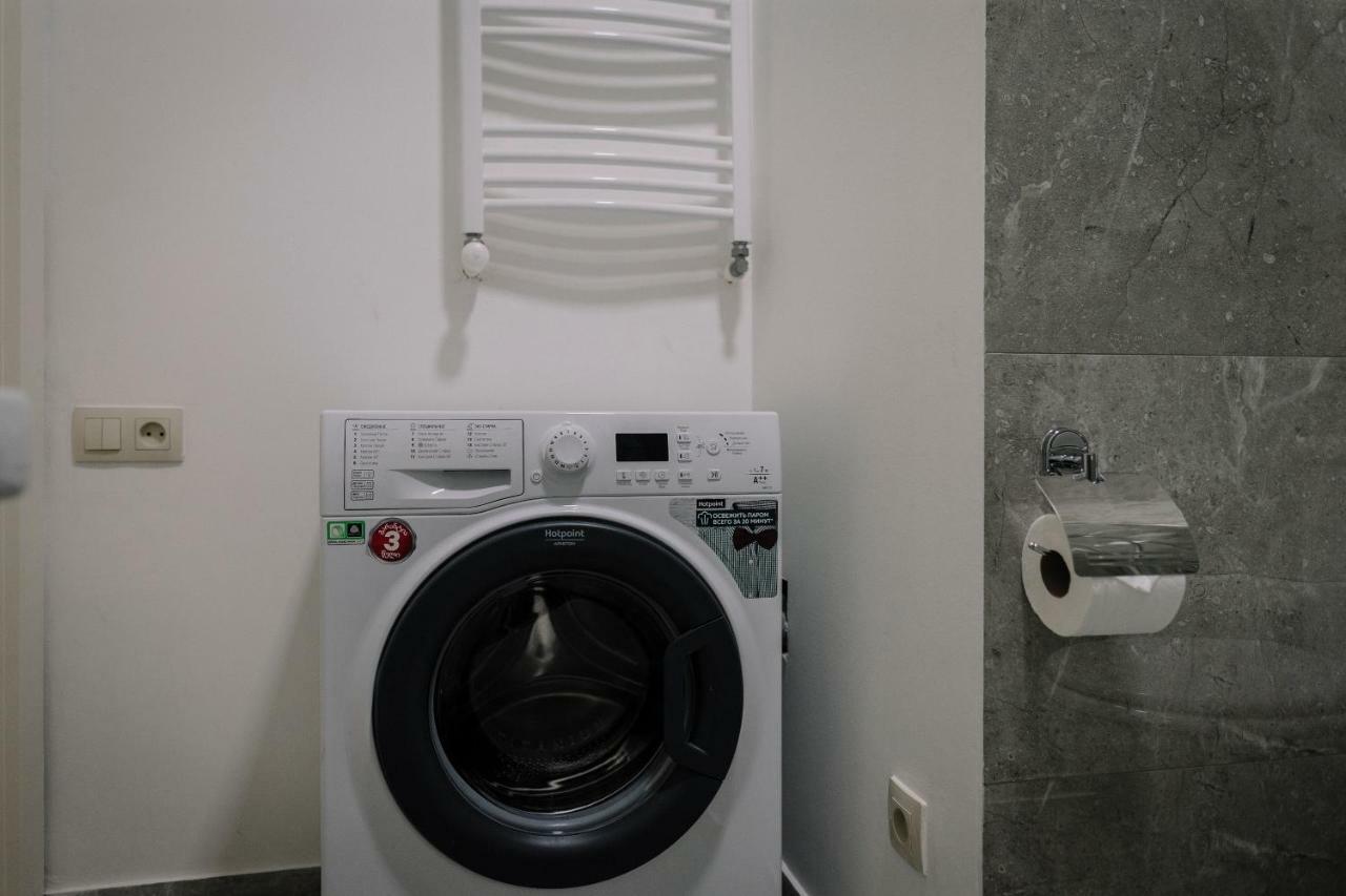 Golden Nugget Apartment Tbilisi ภายนอก รูปภาพ
